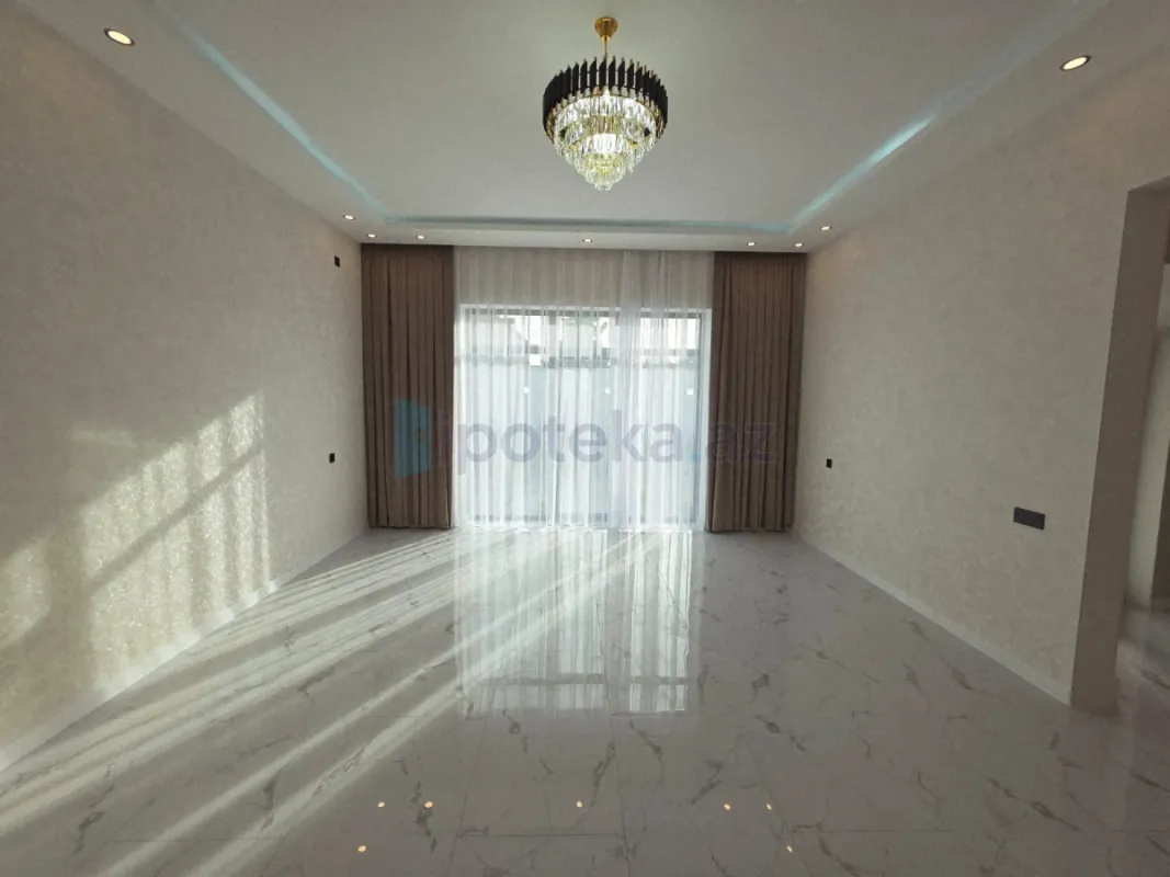Satılır 3 otaqlı mənzil 150 m²