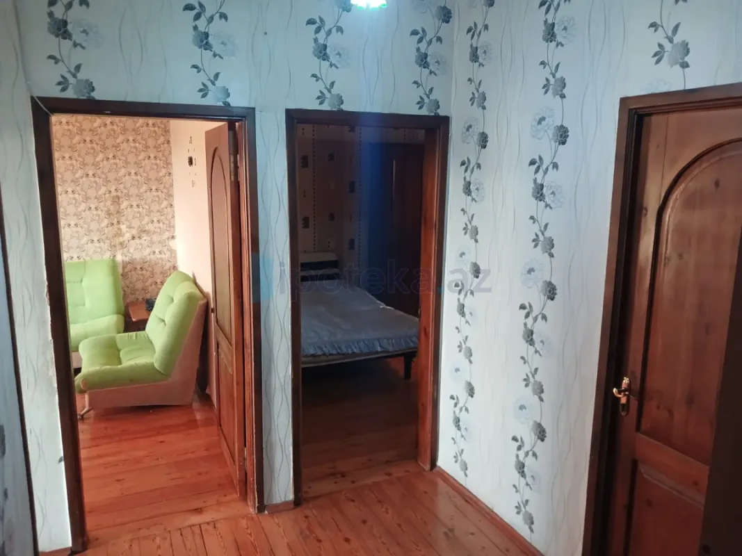 Satılır 3 otaqlı köhnə tikili 80 m²