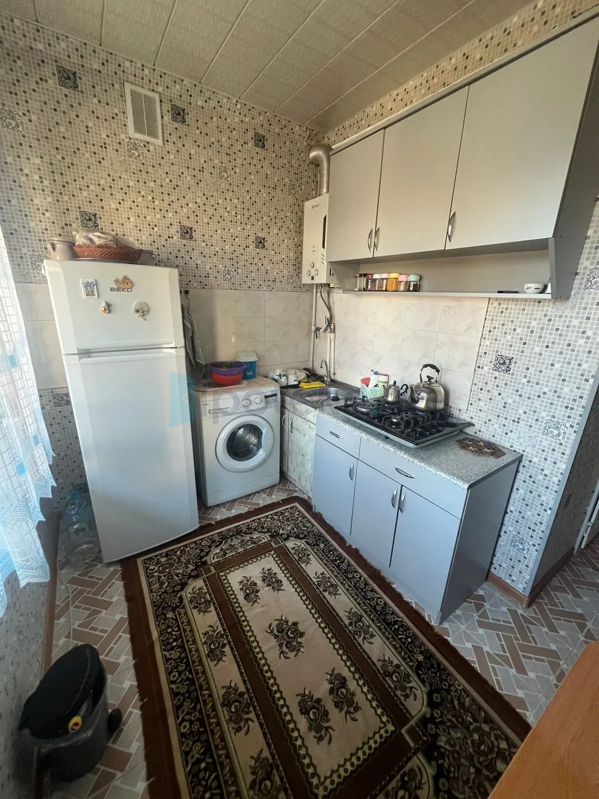 Satılır 3 otaqlı köhnə tikili 82 m²