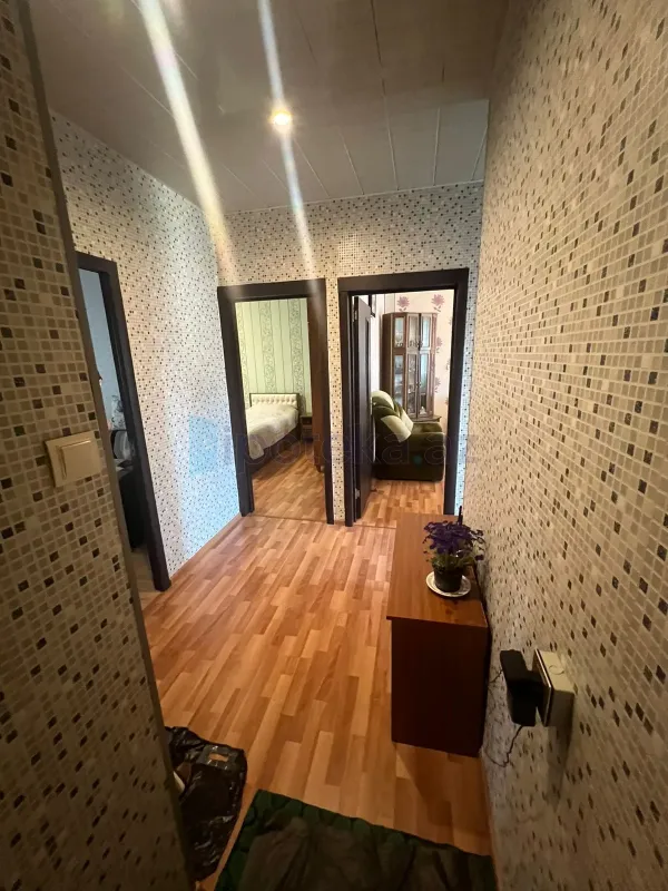 Satılır 3 otaqlı köhnə tikili 82 m²