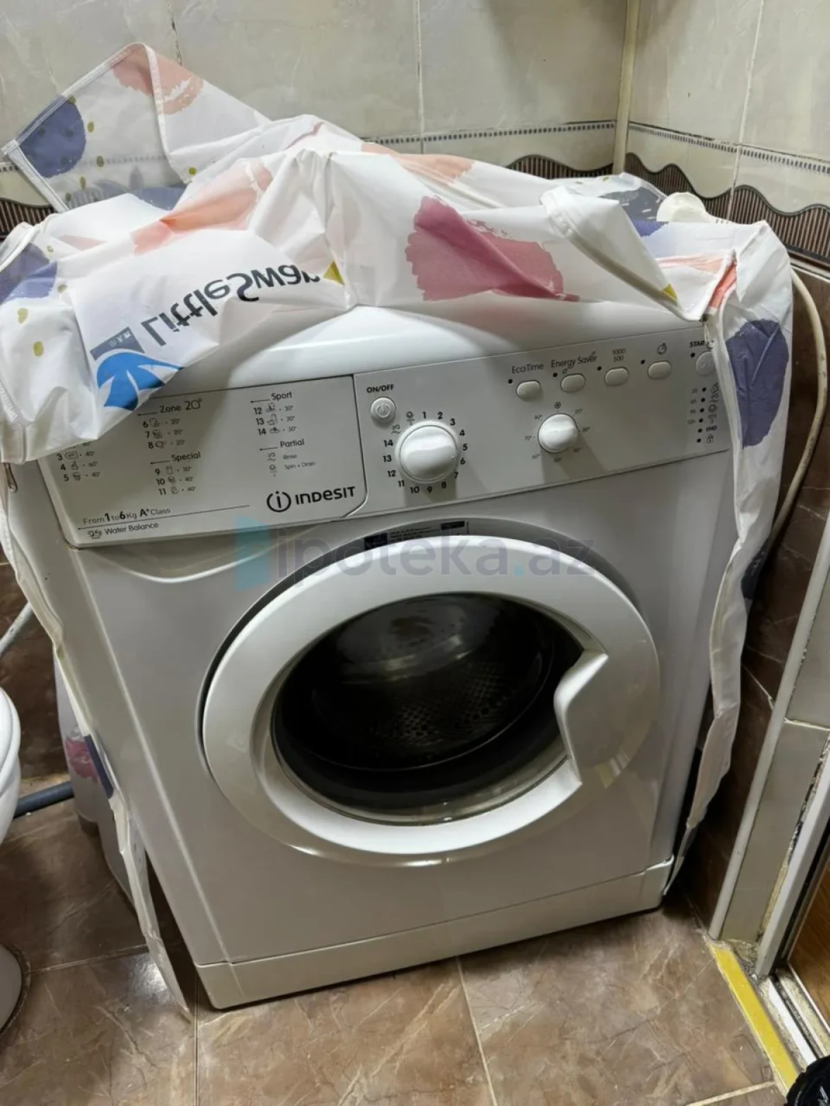 Satılır 1 otaqlı köhnə tikili 35 m²