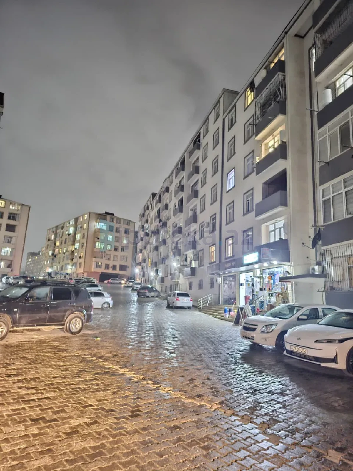 Satılır 2 otaqlı yeni tikili 83 m²