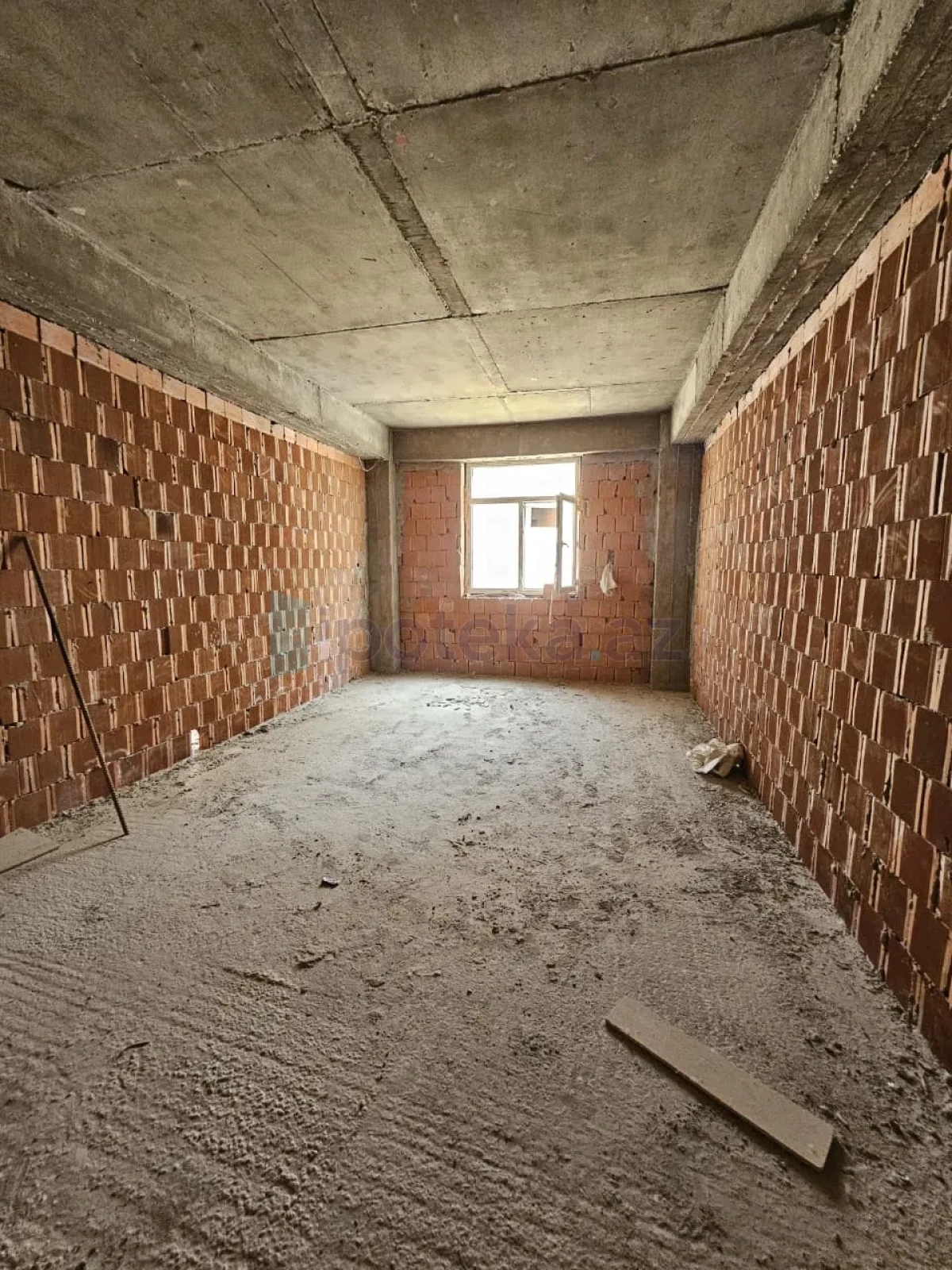 Satılır 2 otaqlı yeni tikili 83 m²