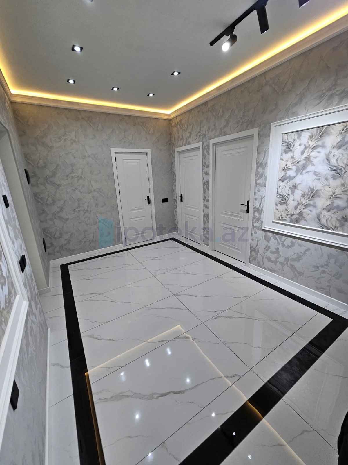 Satılır 2 otaqlı yeni tikili 61 m²