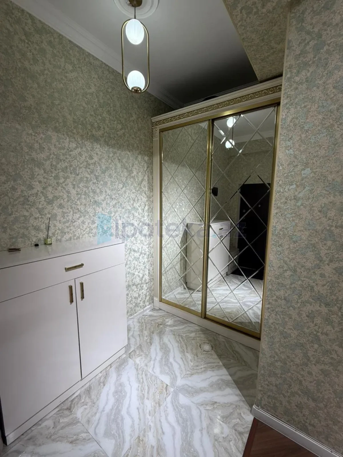 Satılır 3 otaqlı yeni tikili 87 m²