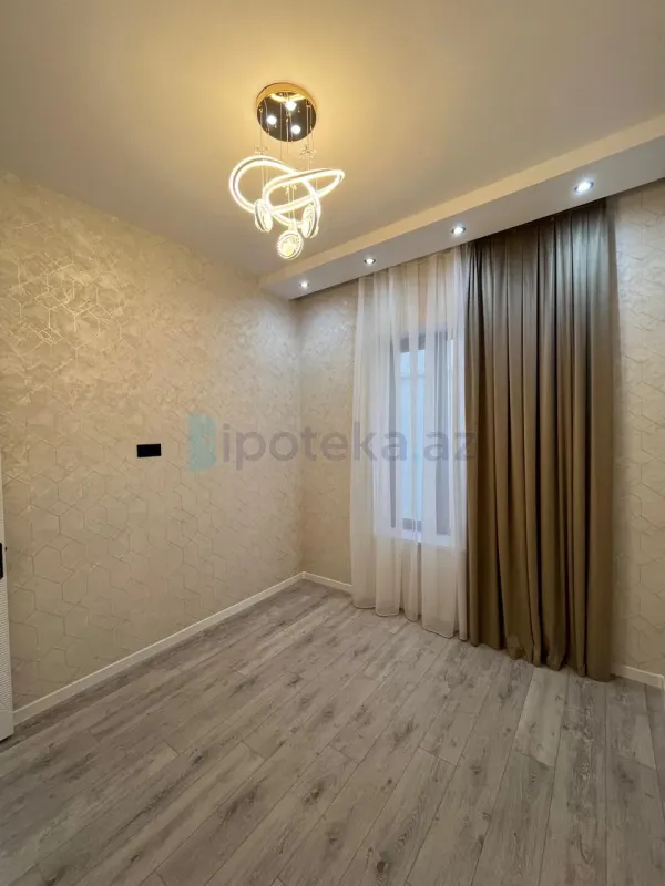 Satılır 4 otaqlı həyət evi 140 m²