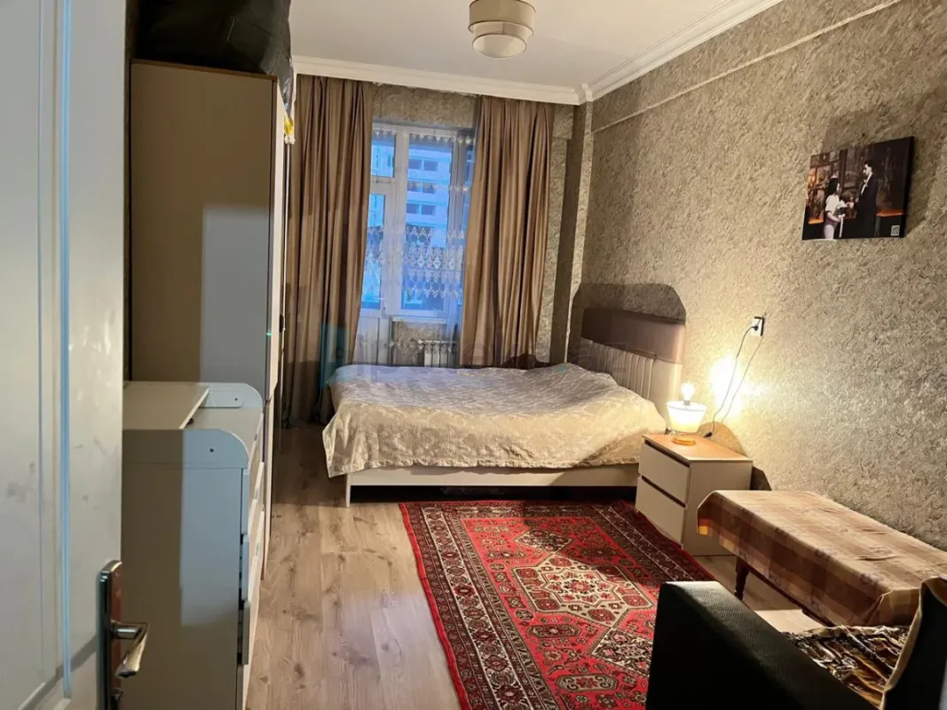 Satılır 2 otaqlı yeni tikili 81 m²