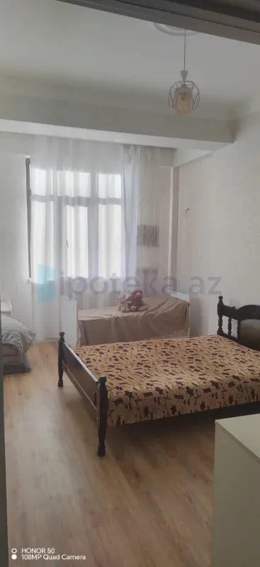Satılır 4 otaqlı yeni tikili 170 m²