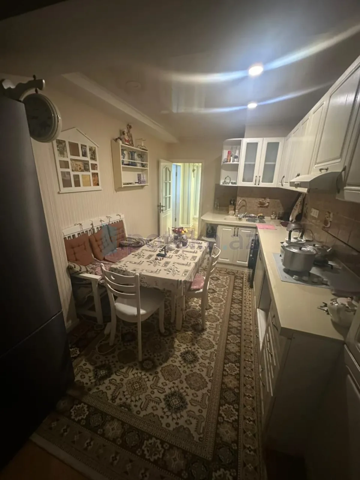 Satılır 3 otaqlı köhnə tikili 90 m²