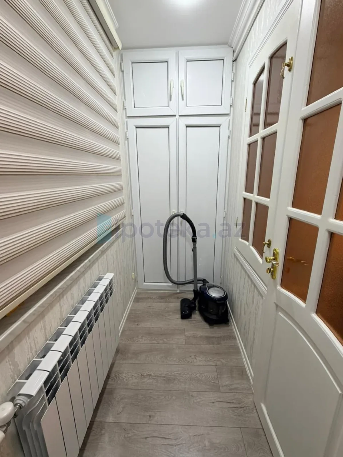 Satılır 2 otaqlı köhnə tikili 60 m²