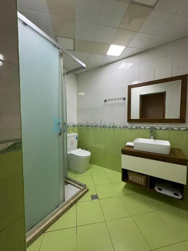 Satılır 3 otaqlı yeni tikili 140 m²