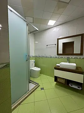 Satılır 3 otaqlı yeni tikili 140 m²