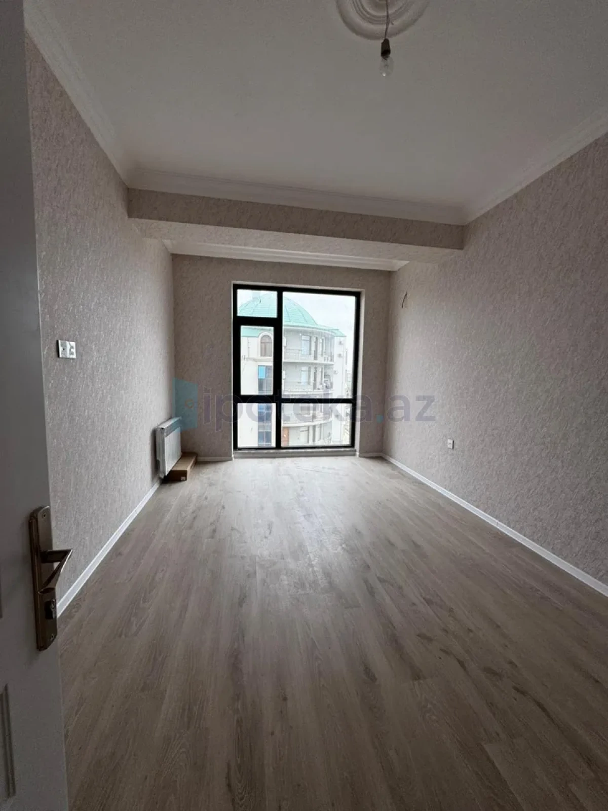 Satılır 2 otaqlı yeni tikili 94 m²