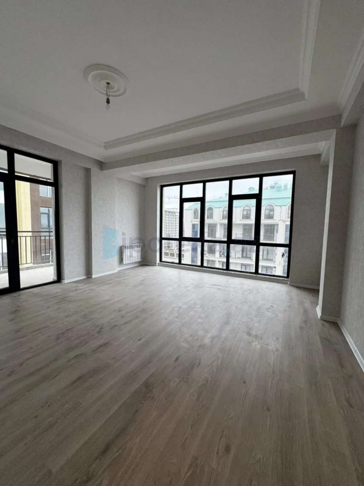 Satılır 2 otaqlı yeni tikili 94 m²