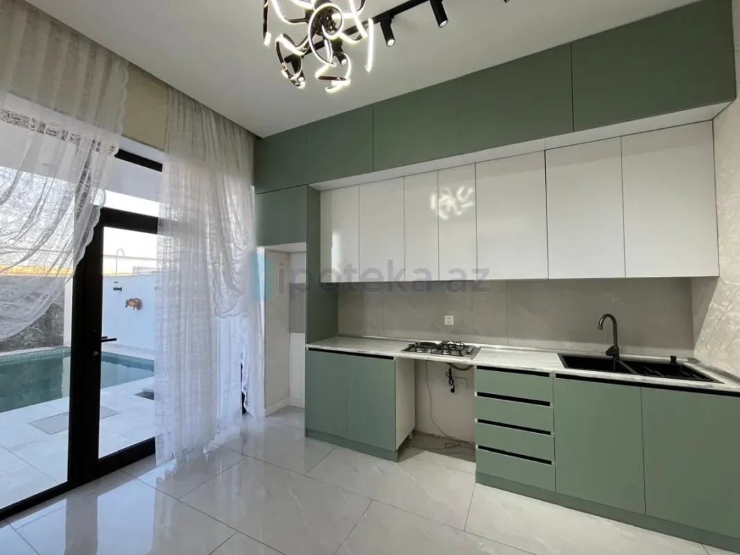 Satılır 4 otaqlı həyət evi 120 m²
