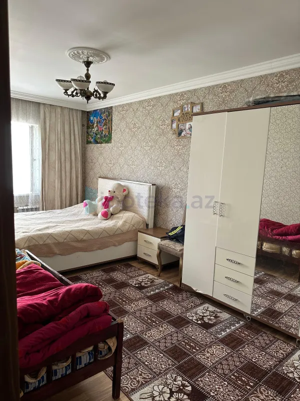 Satılır 4 otaqlı həyət evi 100 m²