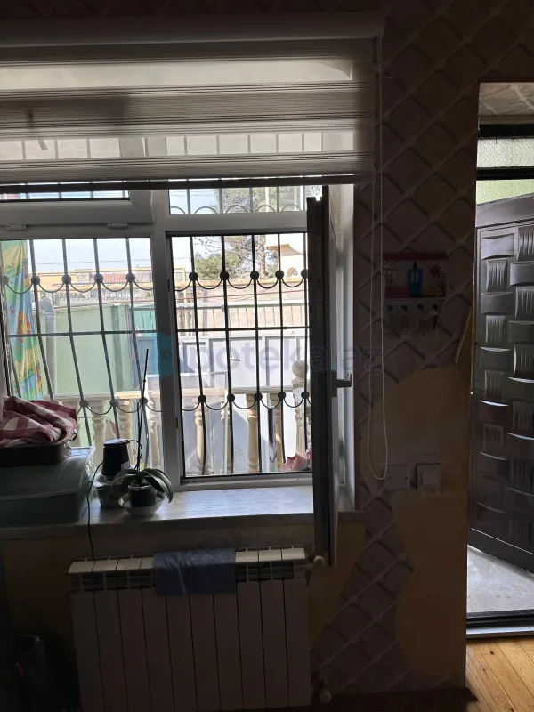 Satılır 4 otaqlı həyət evi 100 m²