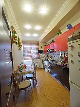 Satılır 2 otaqlı yeni tikili 84 m²
