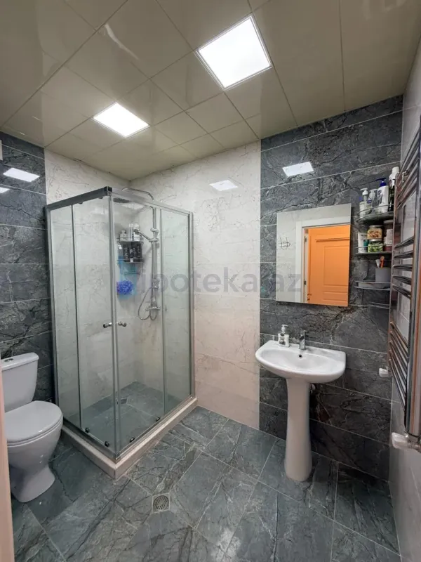 Satılır 2 otaqlı yeni tikili 48 m²