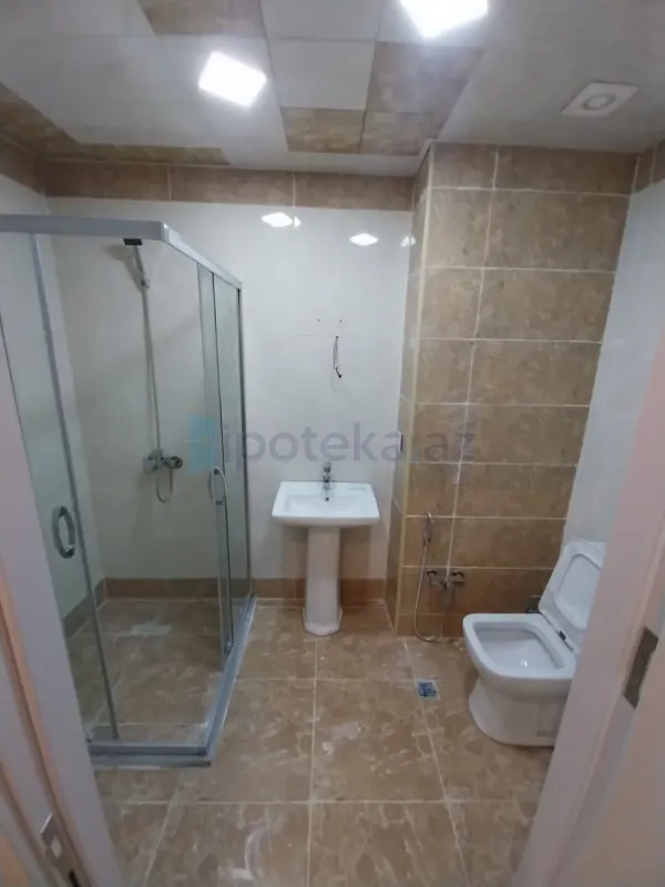 Satılır 2 otaqlı yeni tikili 74 m²