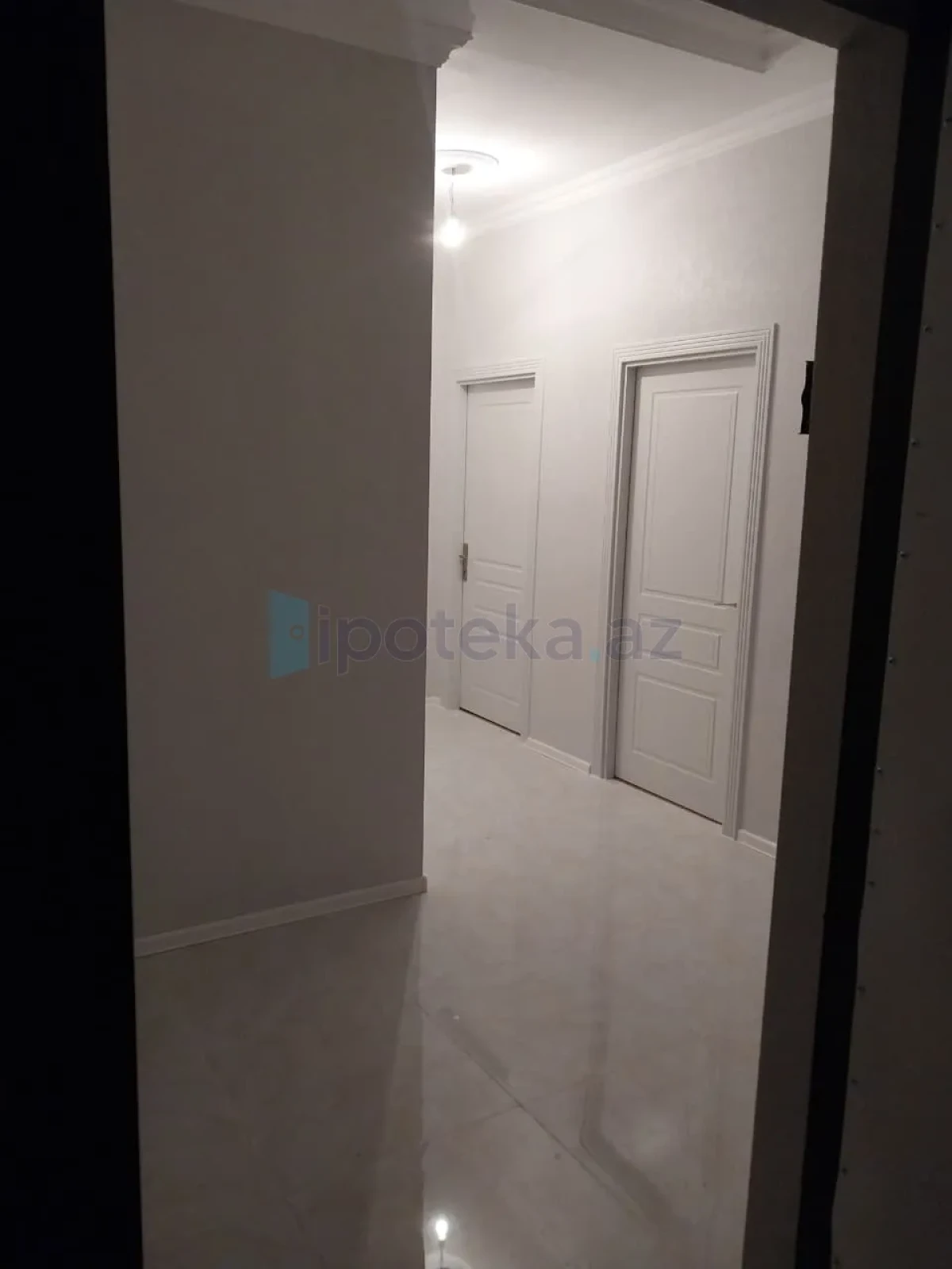 Satılır 2 otaqlı yeni tikili 74 m²