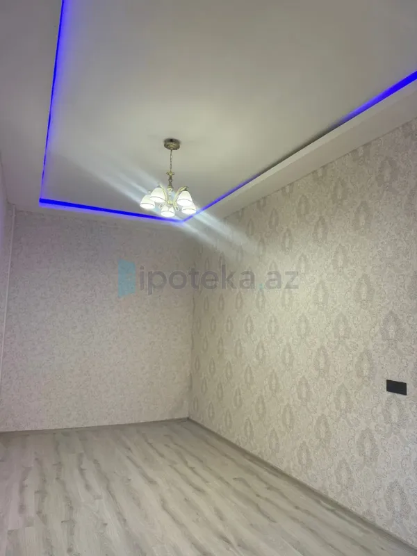 Satılır 1 otaqlı köhnə tikili 40 m²