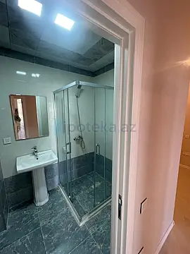 Satılır 2 otaqlı yeni tikili 74 m²