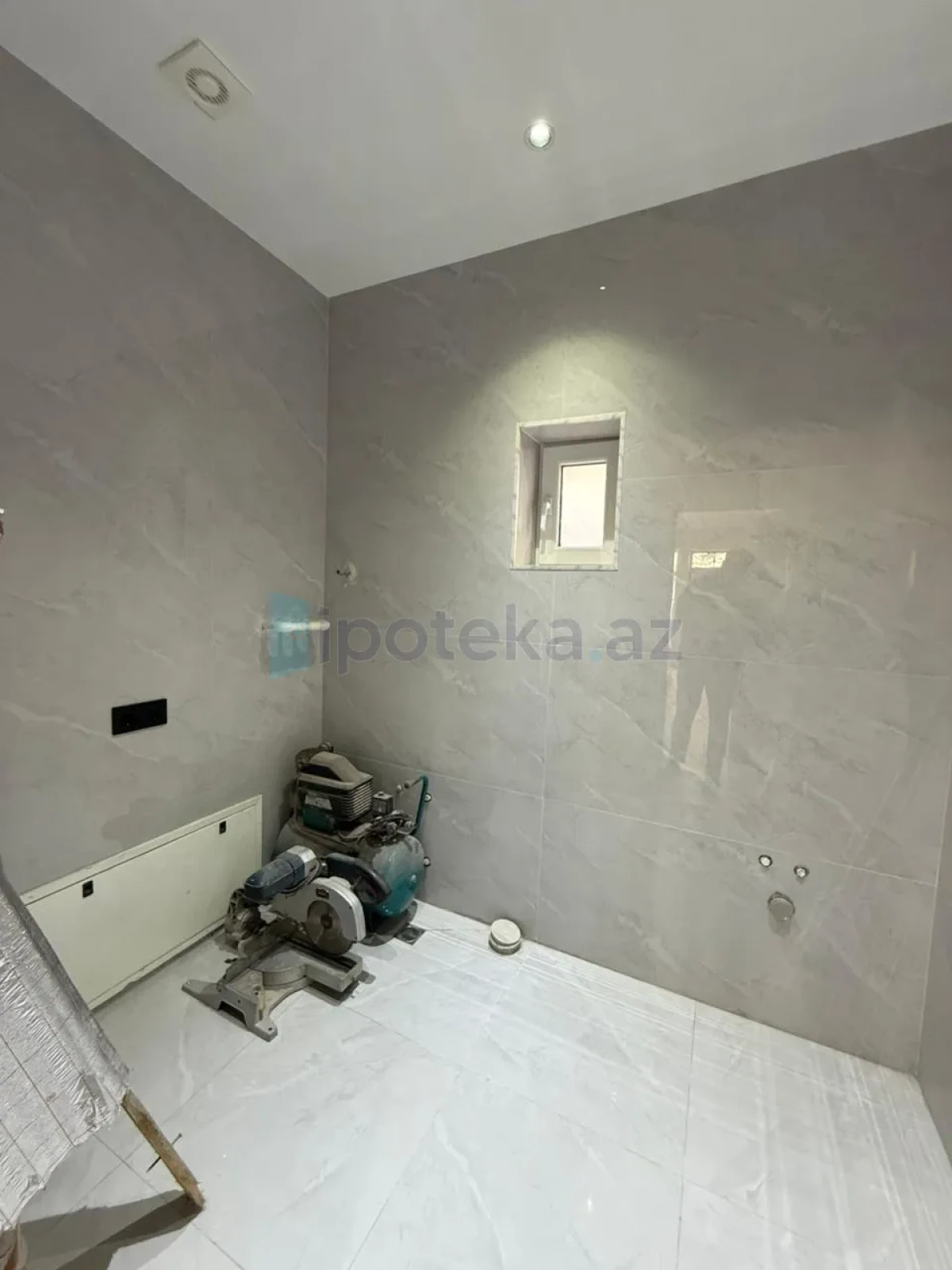 Satılır 4 otaqlı həyət evi 130 m²