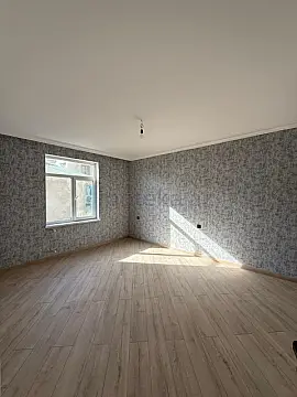 Satılır 4 otaqlı həyət evi 130 m²