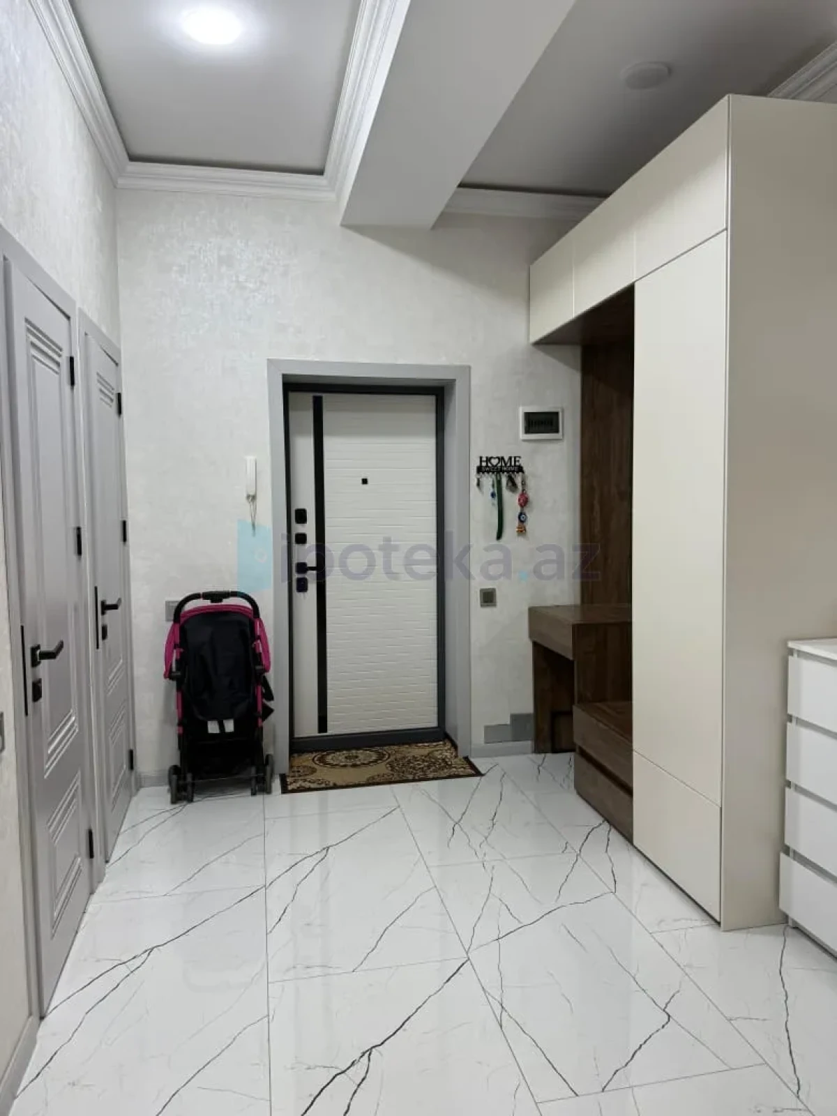 Satılır 2 otaqlı yeni tikili 101 m²