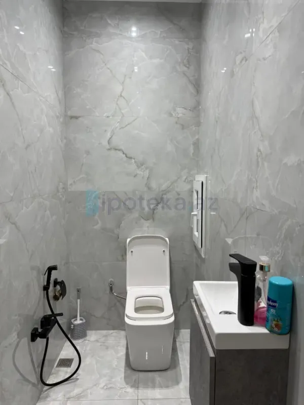 Satılır 2 otaqlı yeni tikili 101 m²