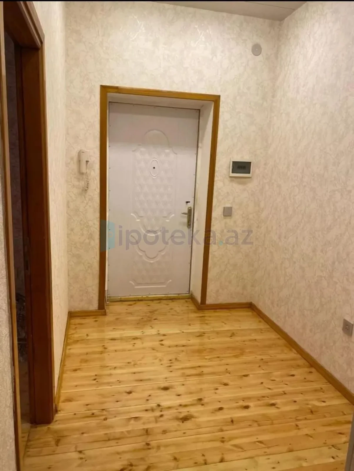 Satılır 3 otaqlı yeni tikili 60 m²