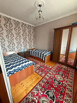 Satılır 7 otaqlı həyət evi 220 m²