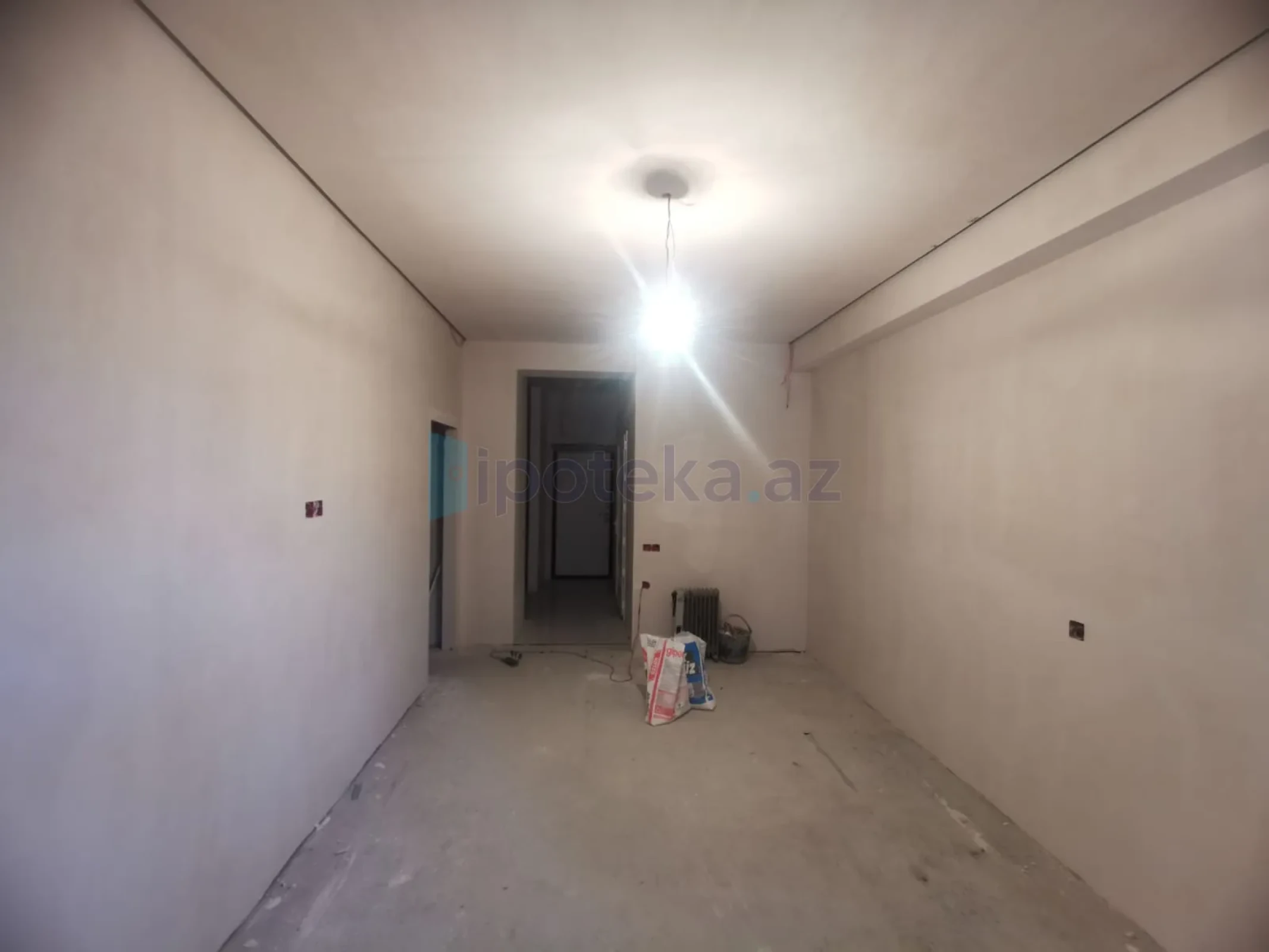 Satılır 3 otaqlı yeni tikili 70 m²