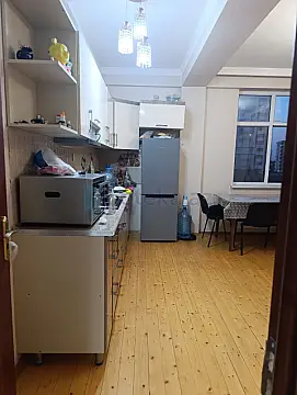 Satılır 2 otaqlı yeni tikili 45 m²