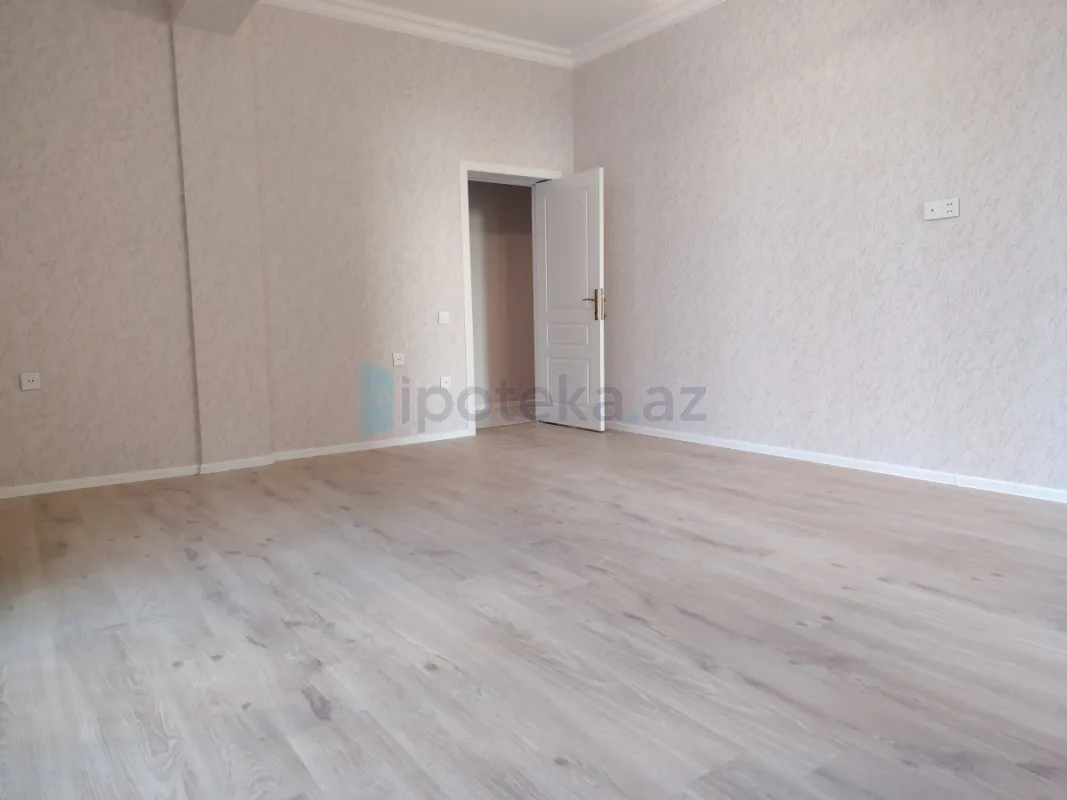 Satılır 3 otaqlı yeni tikili 72 m²