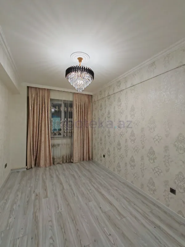Satılır 2 otaqlı yeni tikili 60 m²