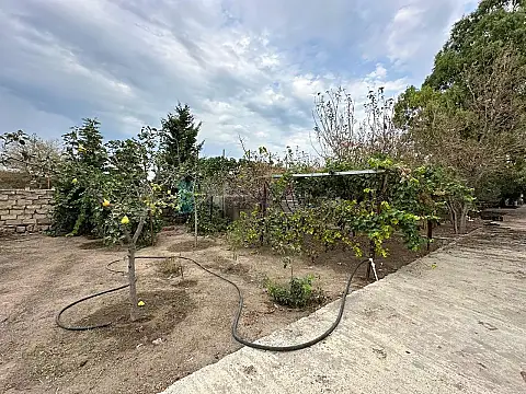 Satılır torpaq sahəsi 12.5 m²