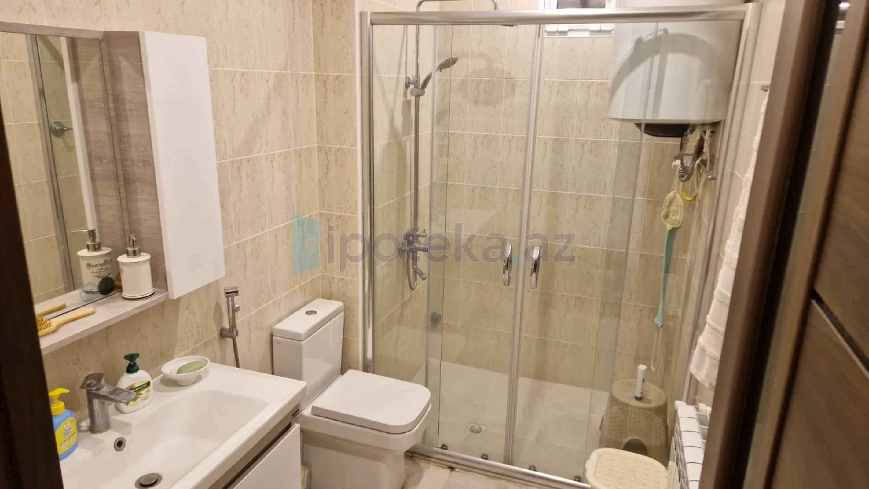 Satılır 4 otaqlı həyət evi 150 m²