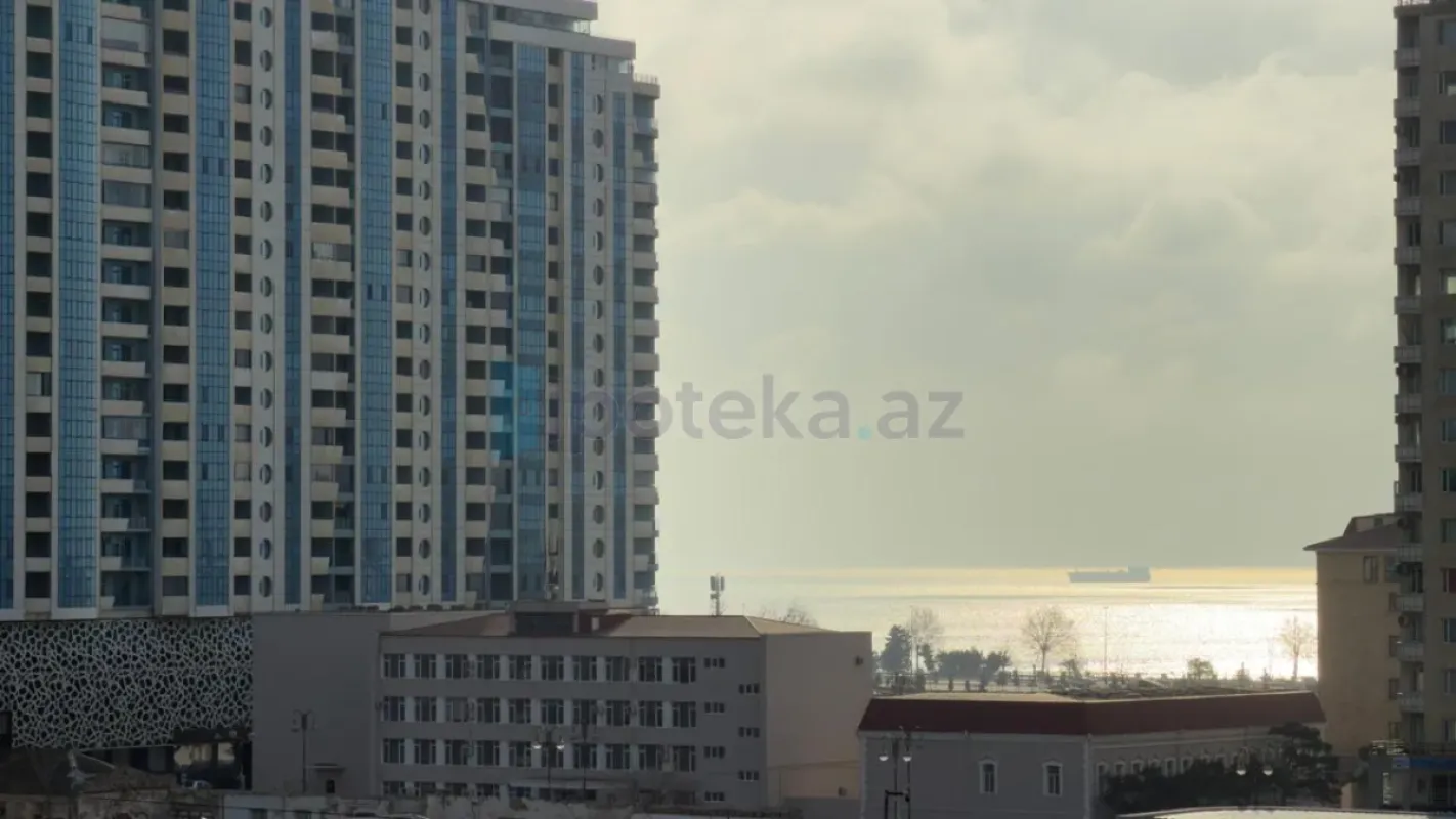 Satılır 3 otaqlı yeni tikili 100 m²