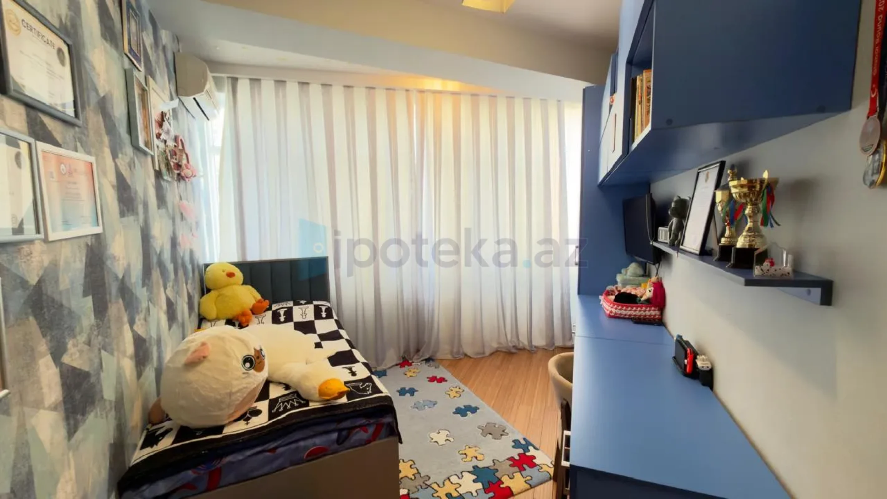 Satılır 3 otaqlı yeni tikili 100 m²