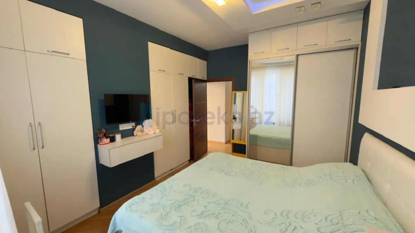 Satılır 3 otaqlı yeni tikili 100 m²