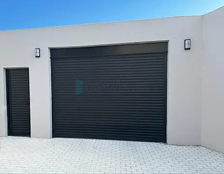 Satılır 3 otaqlı mənzil 170 m²