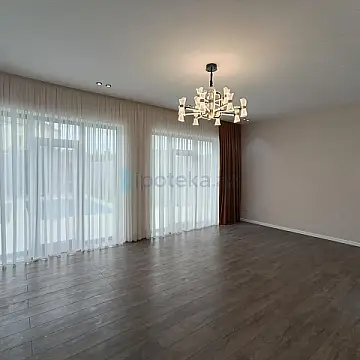 Satılır 3 otaqlı mənzil 170 m²