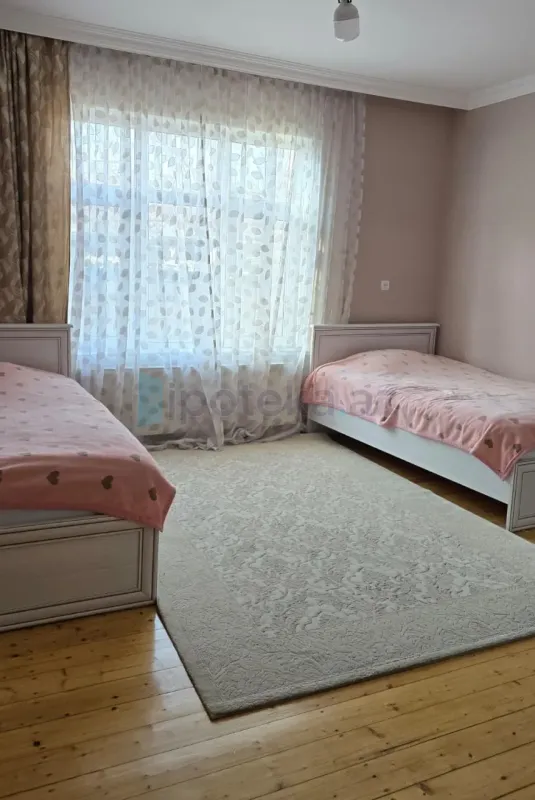 Satılır 4 otaqlı həyət evi 152 m²