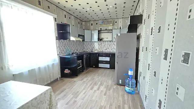 Satılır 4 otaqlı həyət evi 152 m²