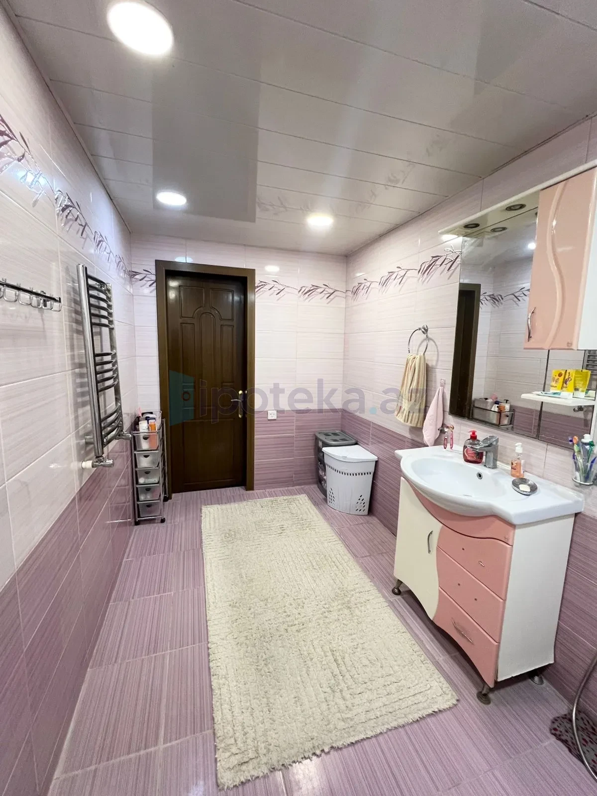 Satılır 3 otaqlı yeni tikili 105 m²