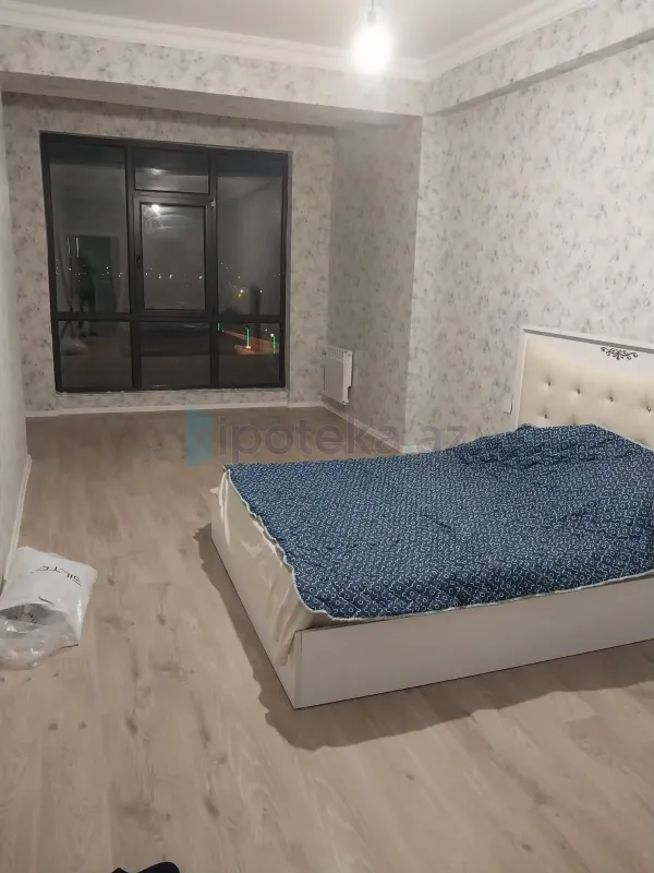 Satılır 2 otaqlı yeni tikili 74 m²