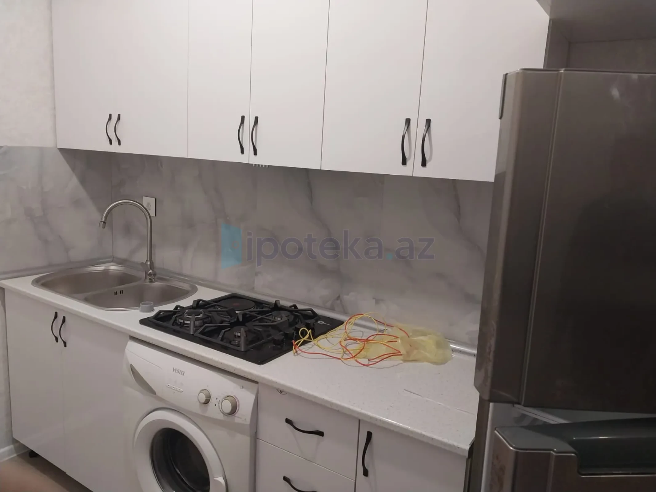 Satılır 2 otaqlı yeni tikili 74 m²