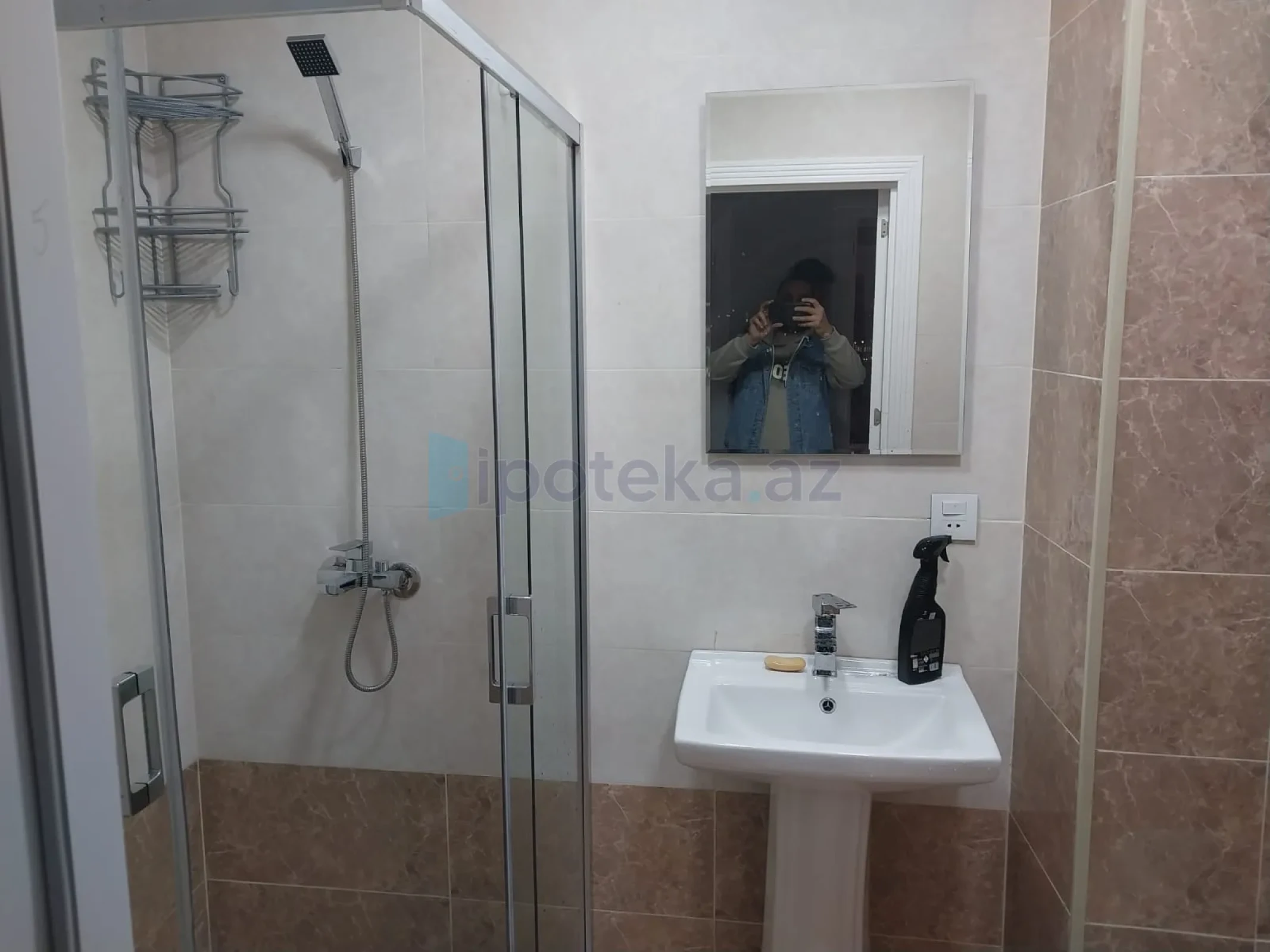 Satılır 2 otaqlı yeni tikili 74 m²